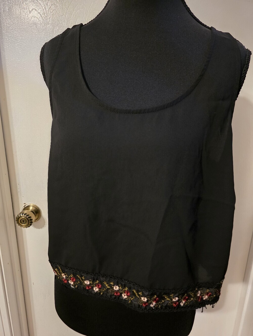 Monteau Black Scoop-Neck Camisole with Floral Embroidered Hem